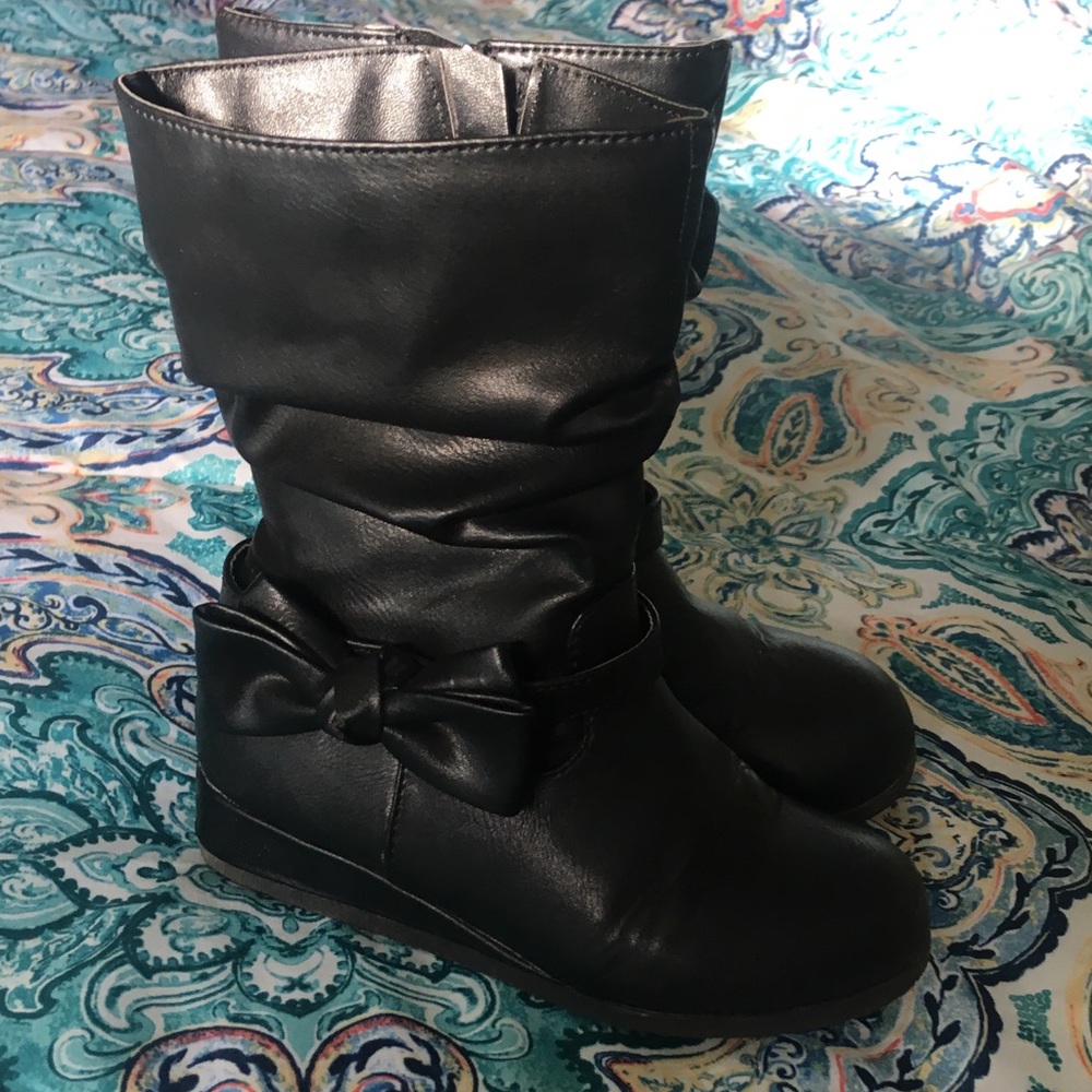 Little girls black boots